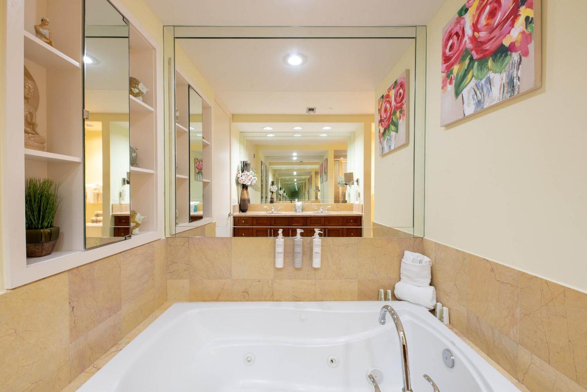 1801 Sapphire Beachfront 3 Bedroom Condo South Padre Island Εξωτερικό φωτογραφία